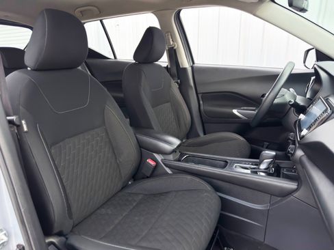 Used 2022 Nissan Kicks SV image 29