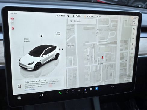 Used 2023 Tesla Model Y Long Range image 18