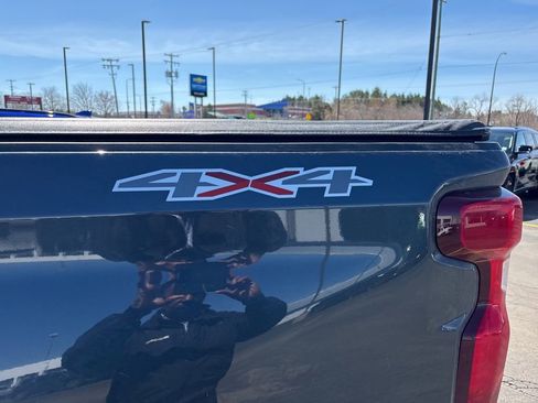 Used 2019 Chevrolet Silverado 1500 LT w/ All-Star Edition image 5