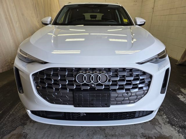 Certified 2025 Audi Q5 Premium Plus w/ Premium Plus AWD/4WD image 4