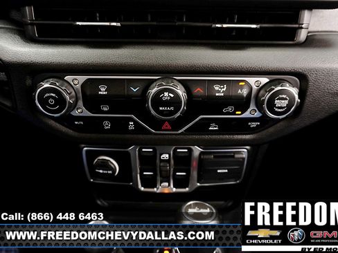 Used 2024 Jeep Wrangler Sport S image 18