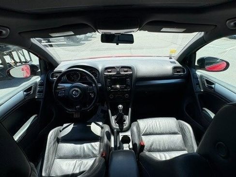 Used 2013 Volkswagen Golf R 4-Door AWD/4WD image 17