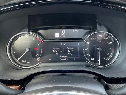 Used 2021 Cadillac XT5 Premium Luxury image 16