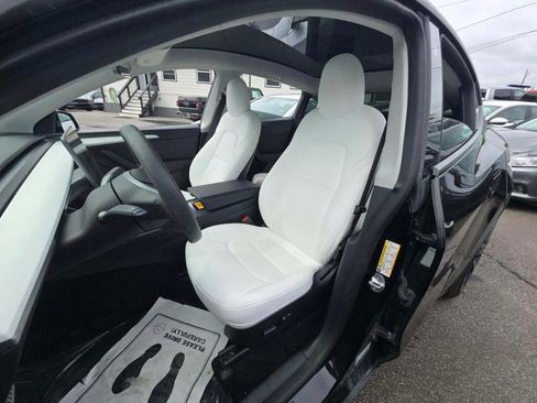 Used 2023 Tesla Model Y Performance AWD/4WD image 21