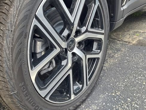 New 2025 Jeep Compass Limited w/ Sun & Sound Group image 5