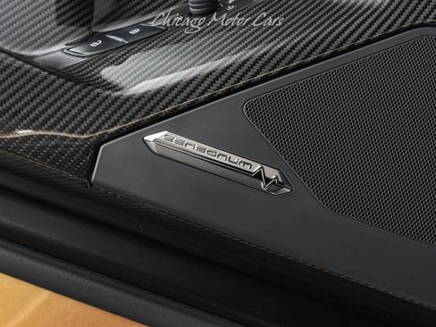Used 2019 Lamborghini Aventador SVJ AWD/4WD image 27