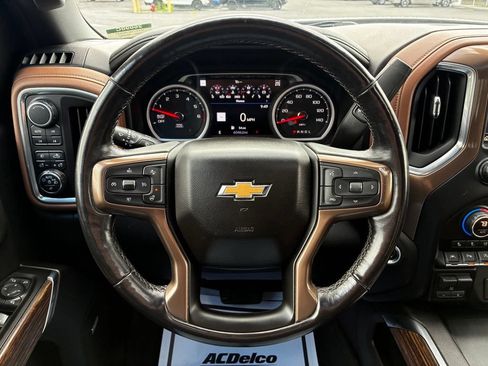 Used 2019 Chevrolet Silverado 1500 High Country w/ Safety Package II AWD/4WD image 13