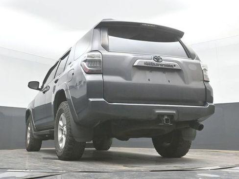 Used 2019 Toyota 4Runner SR5 Premium AWD/4WD image 31
