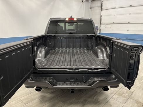 New 2026 RAM 1500 Big Horn w/ Night Edition image 15