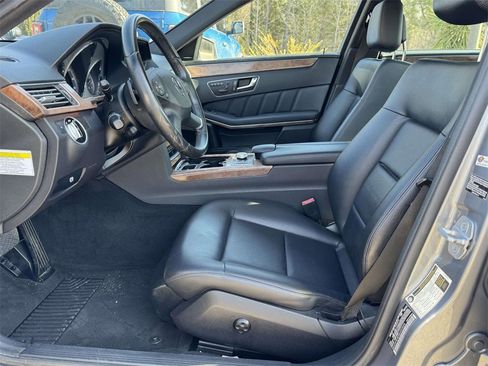 Used 2011 Mercedes-Benz E 350 4MATIC Sedan image 20
