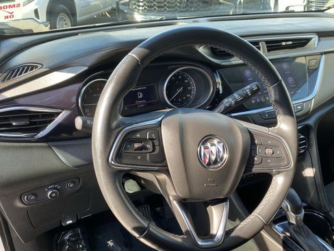 Used 2021 Buick Encore GX Select image 11