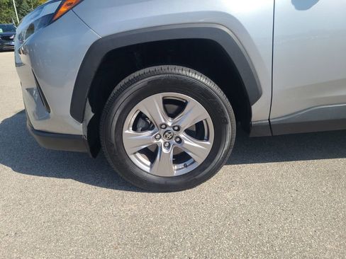 Used 2022 Toyota RAV4 XLE image 25