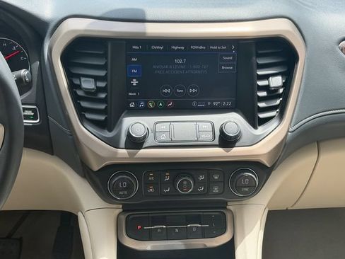 Certified 2023 GMC Acadia Denali w/ Denali Ultimate Package FWD image 18