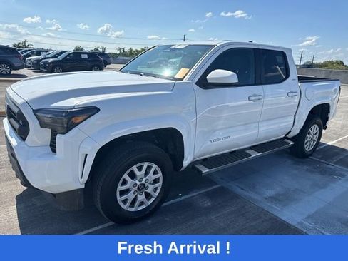 Used 2024 Toyota Tacoma SR5 RWD image 1