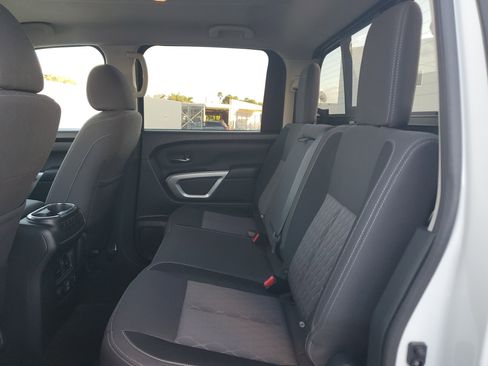 Certified 2024 Nissan Titan SV w/ SV Convenience Package image 13