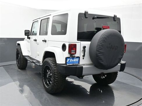Used 2014 Jeep Wrangler Unlimited Sahara w/ Connectivity Group image 3