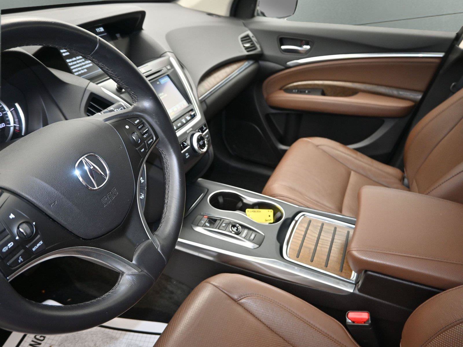 Used 2019 Acura MDX w/ Technology Package AWD/4WD image 2