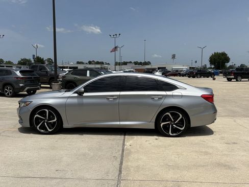 Used 2019 Honda Accord Sport image 8