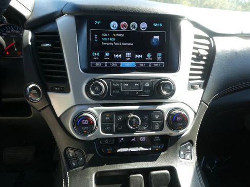 Used 2019 GMC Yukon XL SLT image 22