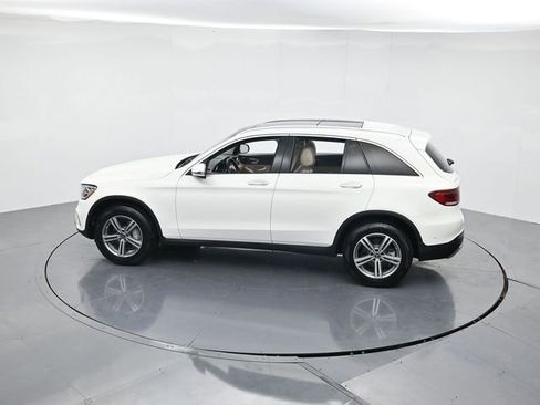 Used 2021 Mercedes-Benz GLC 300 GLC 300 image 44