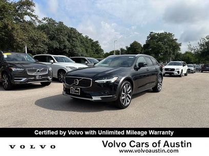 New 2025 Volvo V90 B6 Cross Country Plus w/ Protection Package Premier