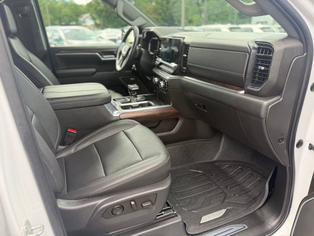 Used 2023 GMC Sierra 1500 SLT w/ SLT Premium Package AWD/4WD image 23