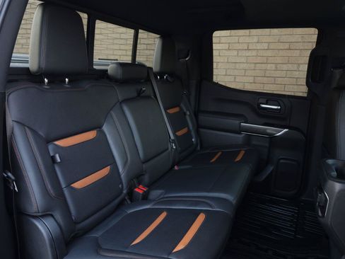 Used 2019 GMC Sierra 1500 AT4 w/ AT4 Premium Package AWD/4WD image 23