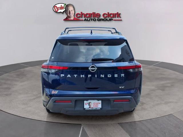 Certified 2024 Nissan Pathfinder SV FWD image 3