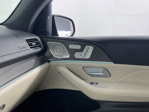 Certified 2023 Mercedes-Benz GLS 450 4MATIC image 12