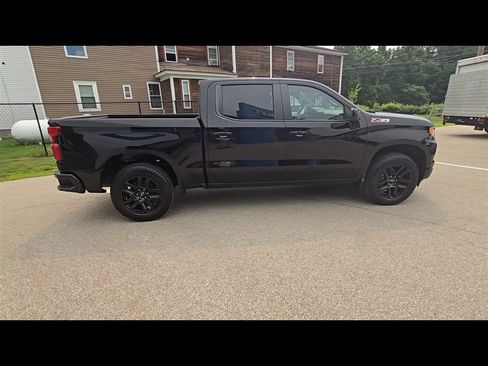 Used 2023 Chevrolet Silverado 1500 RST w/ Z71 Off-Road Package AWD/4WD image 9