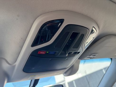 Used 2022 Subaru Outback Limited w/ Popular Package #2 image 23