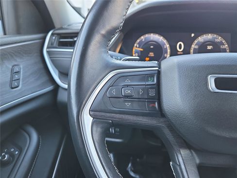 Used 2021 Jeep Grand Cherokee L Limited w/ MOPAR Finishing Package image 18