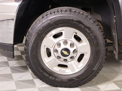 Used 2013 Chevrolet Silverado 2500 LT w/ Suspension Package, Off-Road image 15