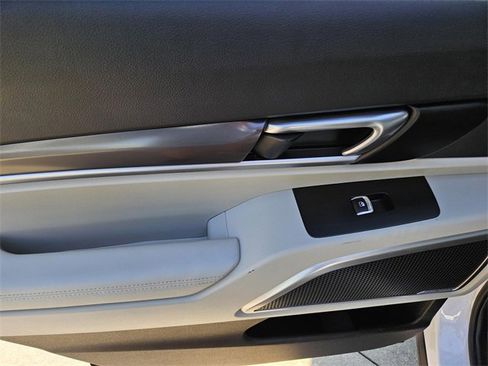 Used 2024 Kia Telluride S w/ S Sunroof Package image 12