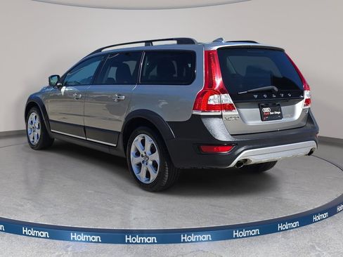Used 2016 Volvo XC70 T5 Premier w/ Proximity Package image 8