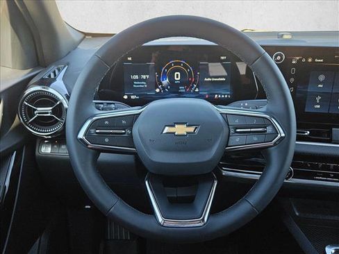 New 2026 Chevrolet Equinox LT image 11