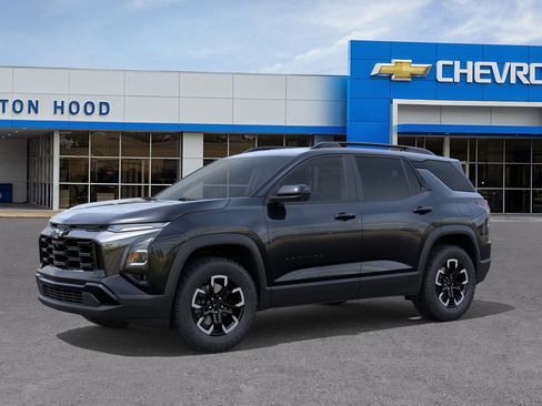 New 2026 Chevrolet Equinox ACTIV image 2