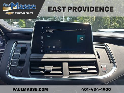 Used 2023 Chevrolet Suburban Z71 w/ Luxury Package AWD/4WD image 13