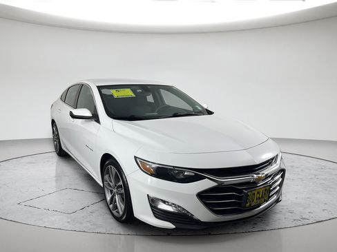 Used 2022 Chevrolet Malibu LT FWD image 5