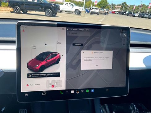Used 2022 Tesla Model Y Performance AWD/4WD image 33