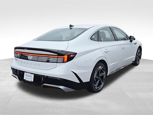 New 2026 Hyundai Sonata SEL FWD image 8