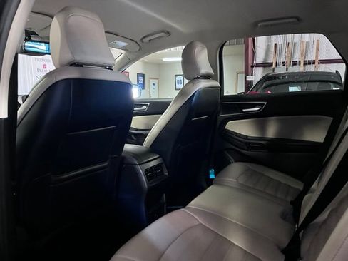 Used 2024 Ford Edge SEL AWD/4WD image 10