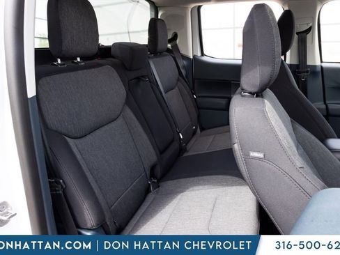 Used 2025 Ford Maverick XLT w/ XLT Luxury Package AWD/4WD image 17