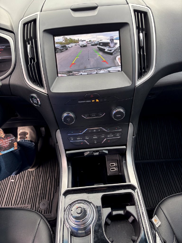 Used 2019 Ford Edge SEL w/ Equipment Group 201A FWD image 6
