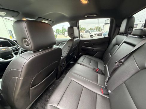 Used 2023 Chevrolet Colorado LT w/ LT Convenience Package III AWD/4WD image 23