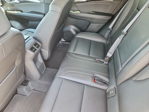 Used 2024 Buick Envision Preferred AWD/4WD image 13