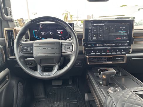 Used 2025 GMC Hummer EV 3X w/ Extreme Off-Road Package AWD/4WD image 33