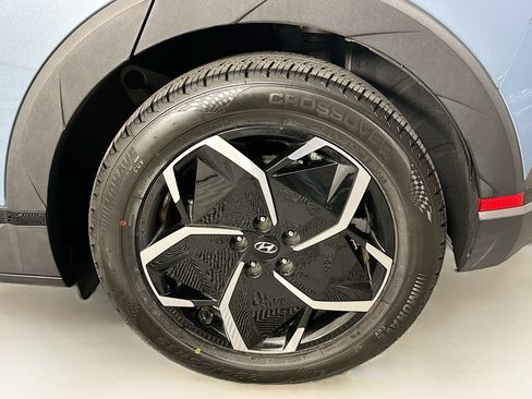 Used 2024 Hyundai Ioniq 5 SEL RWD image 11