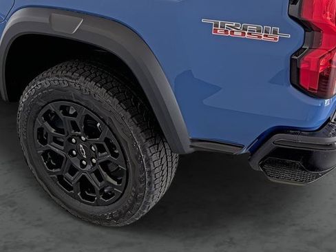New 2026 Chevrolet Colorado Trail Boss AWD/4WD image 9
