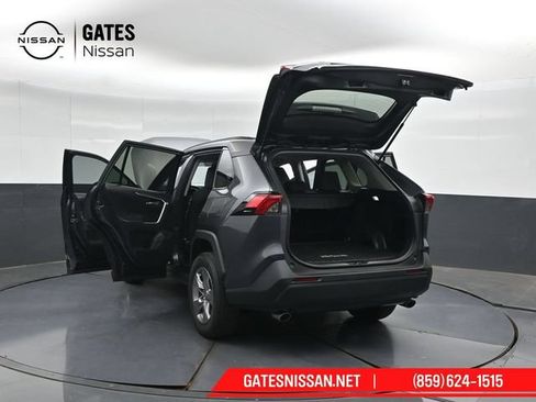 Used 2024 Toyota RAV4 XLE FWD image 53